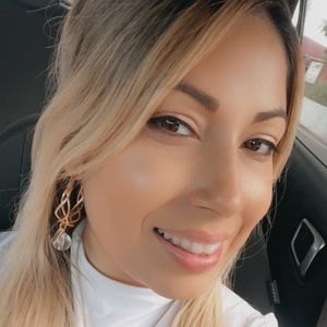 Meet your Posher, Stephanie